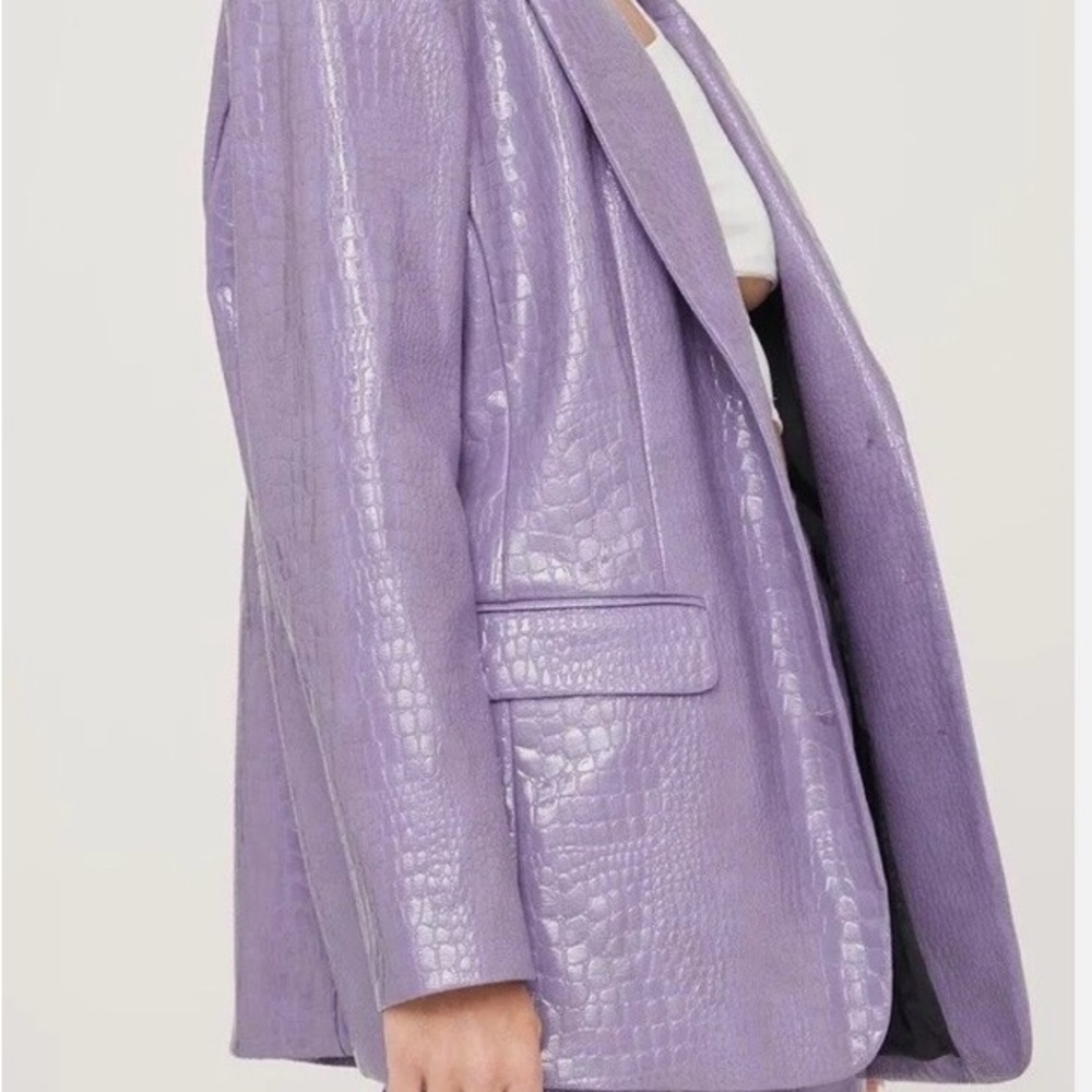 Nasty Gal Collection Lilac Faux Leather Croc Embossed Oversized Blazer - Picture 3 of 8